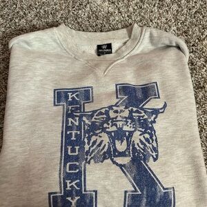 Gray Kentucky Wildcats Sweatshirt size Large